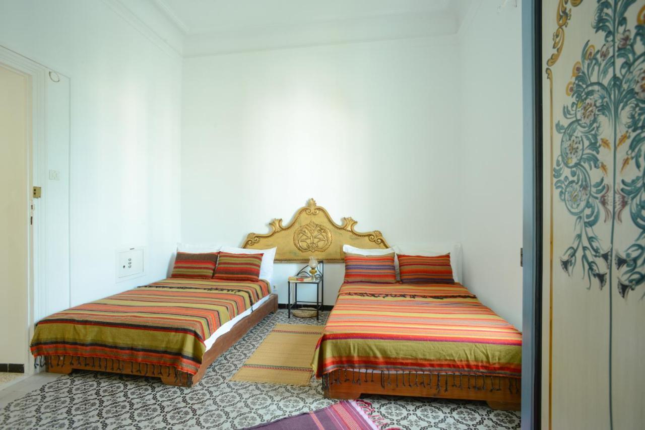 Villa Les Palmes - Chambre D'Hotes チュニス エクステリア 写真