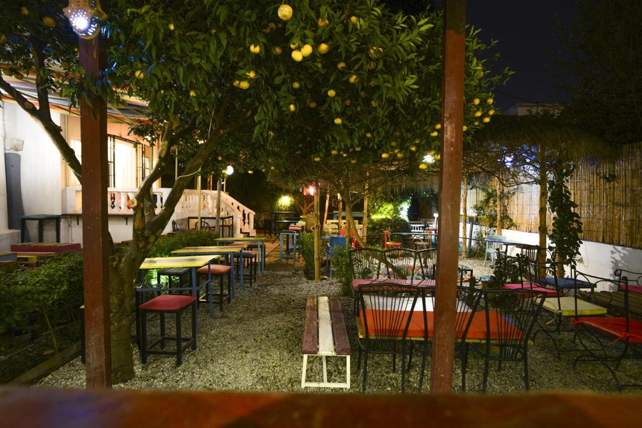 Villa Les Palmes - Chambre D'Hotes チュニス エクステリア 写真