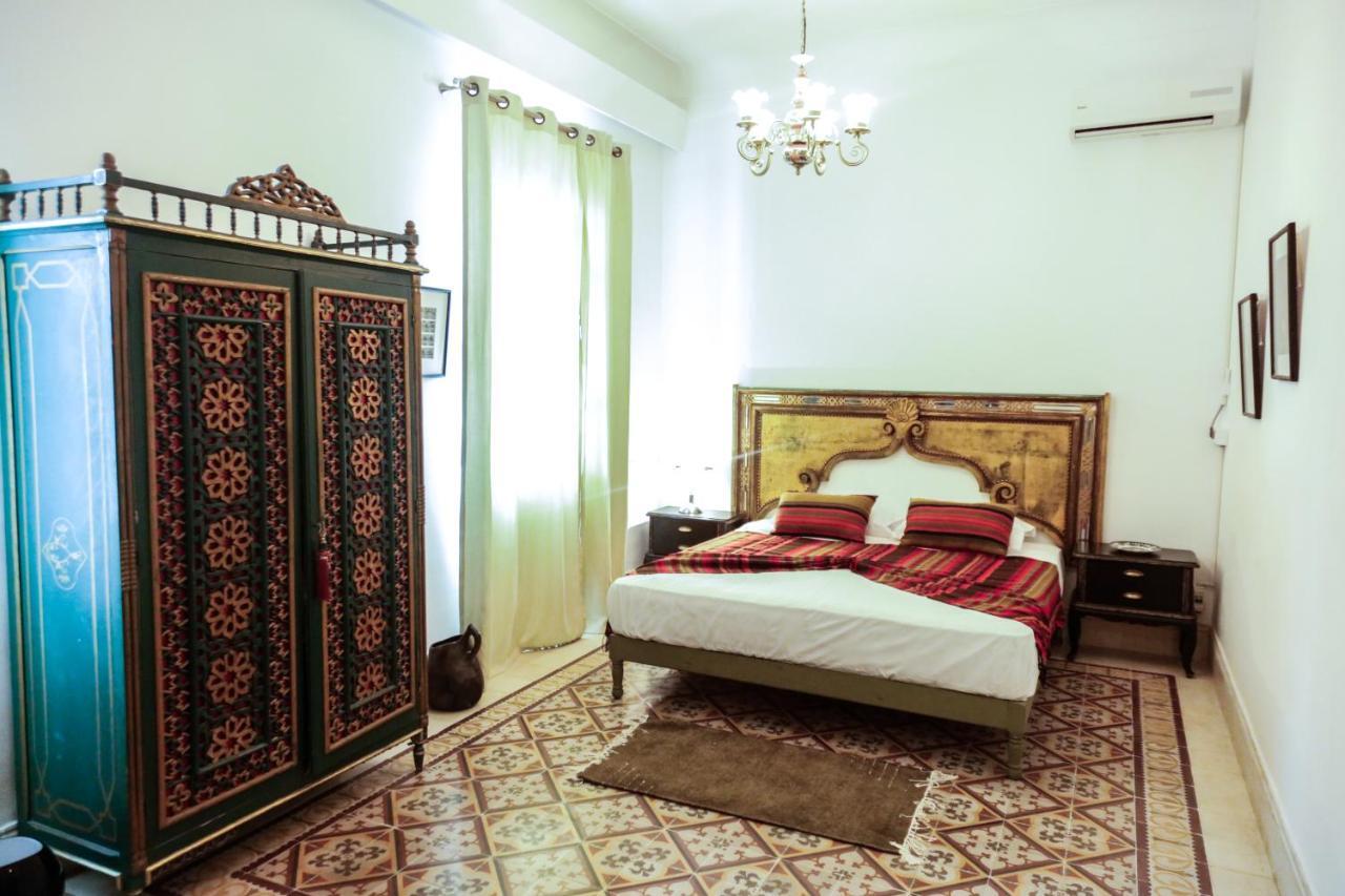 Villa Les Palmes - Chambre D'Hotes チュニス エクステリア 写真