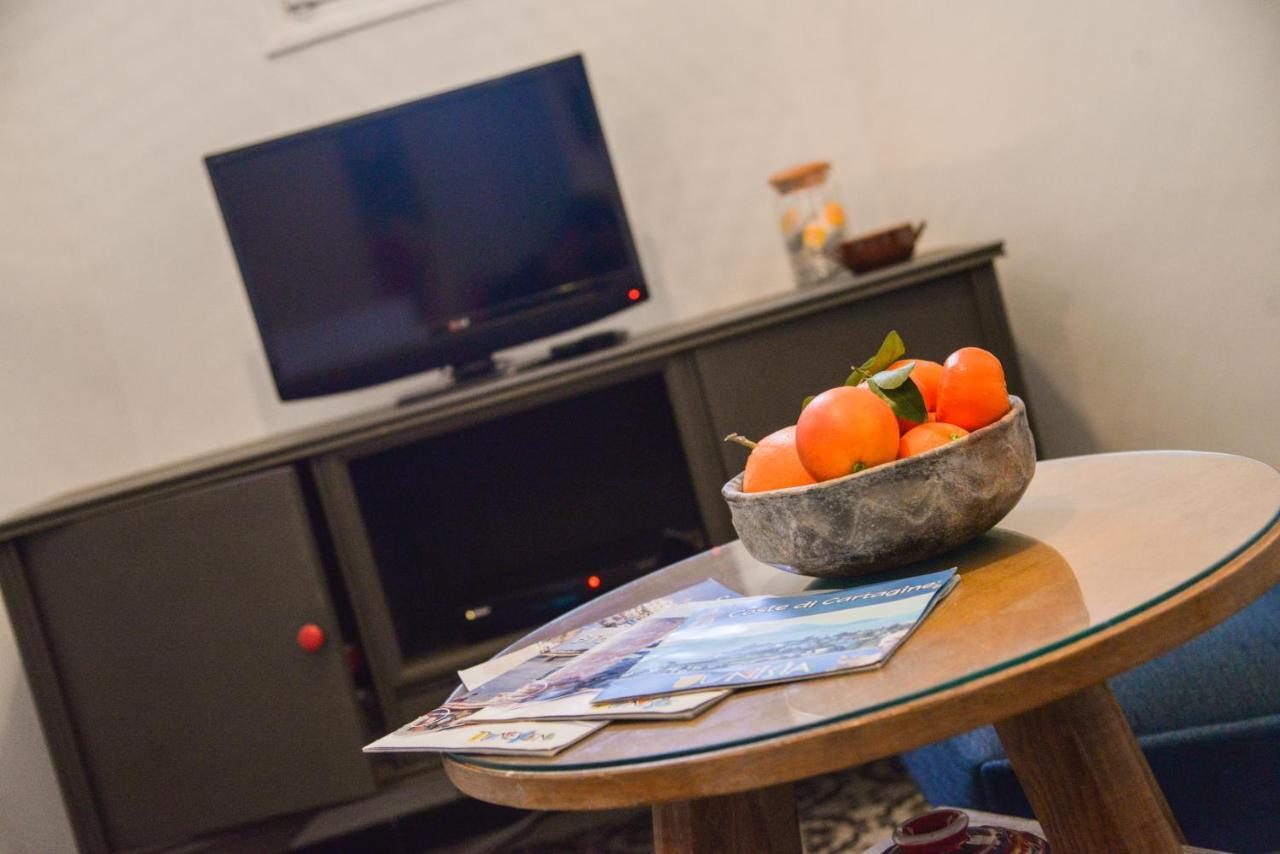 Villa Les Palmes - Chambre D'Hotes チュニス エクステリア 写真